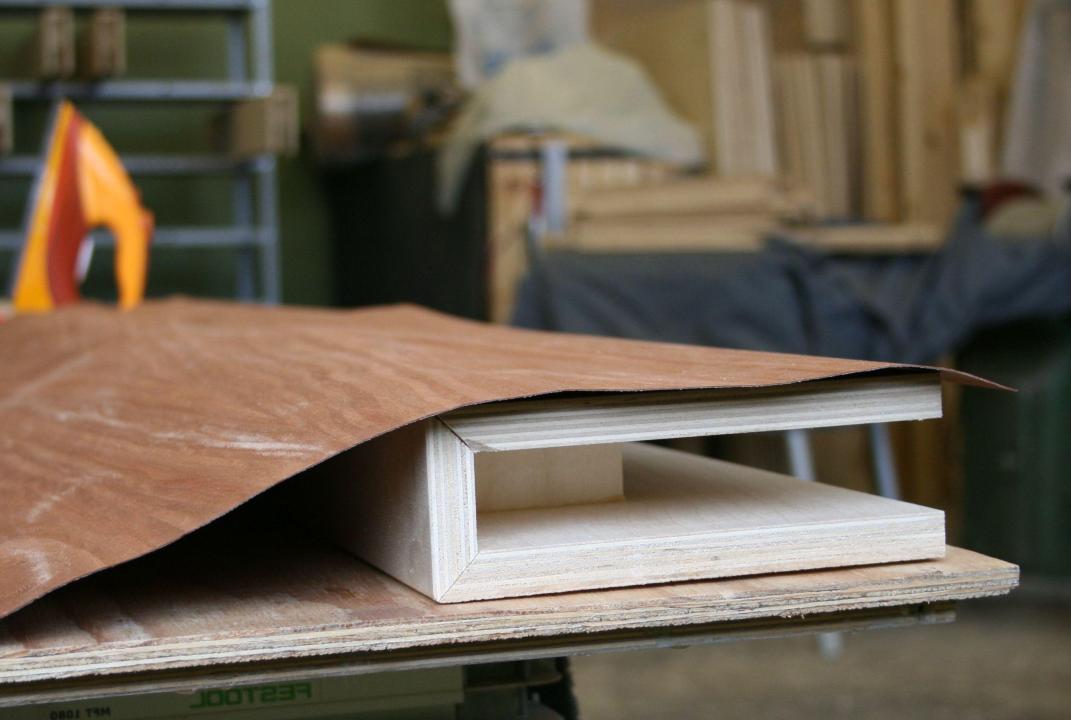 Процесс выбора и применения шпона в производстве